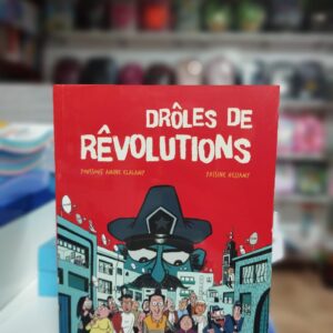 Dans un style plein d'humour et de dérision, Drôles de rêvolutions met en scène les soulèvements populaires qui ont bouleversé le monde arabe à travers des personnages loufoques, un brin schizos, empêtrés dans leurs angoisses, leurs fantasmes et leurs frustrations. De la manifestante enragée à l'impitoyable dictateur, en passant par le flic repenti, le vendeur de chawarma ou le jeune accro aux jeux vidéo reconverti au jihad, ce livre raconte, de manière originale, ce que l'on a communément qualifié de « Printemps arabe ». Au fil de ces pages au rythme serré, où les gags s'enchaînent en cascade et les personnages défilent d'une case à l'autre tel un jeu de domino, se dessine une véritable frise de la vie quotidienne des femmes et des hommes qui vivent dans des sociétés dominées par la violence et la frustration, dans un climat d'asphyxie politique et morale, et qui rêvent de changement. Car, qu'elle soit politique, spirituelle, personnelle, intime ou sexuelle, à chacun sa rêvolution.